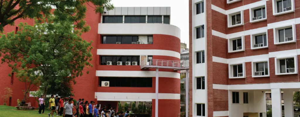 Top MBA Colleges in Delhi NCR Accepting Low CAT Score Direct Admission.