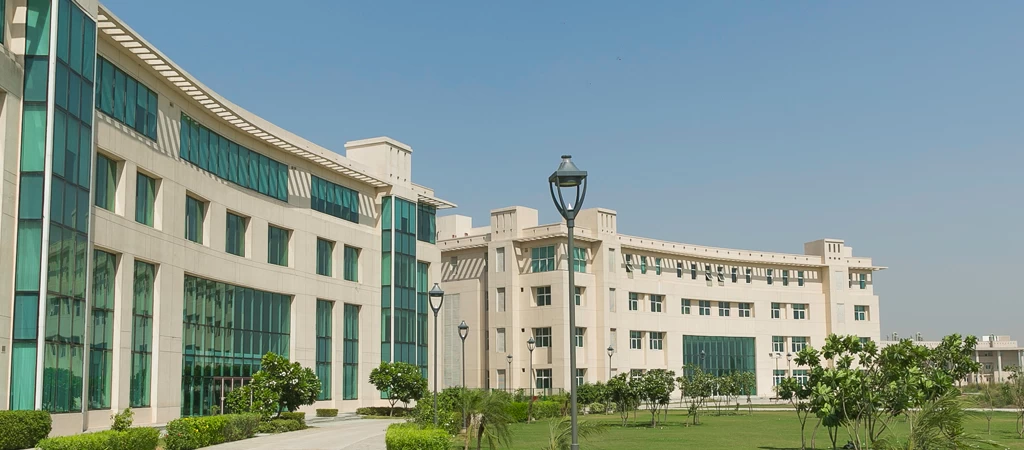 Top MBA Colleges in Delhi NCR Accepting Low CAT Score Direct Admission.